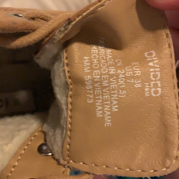 Cute boots - Picture 3 of 4